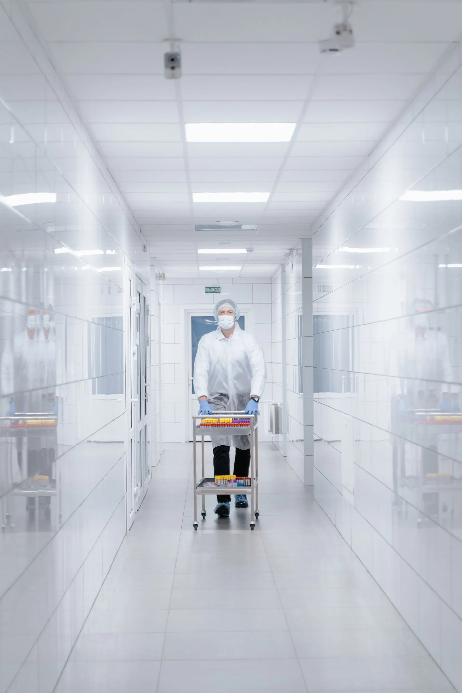 Corridor of a sterile production area