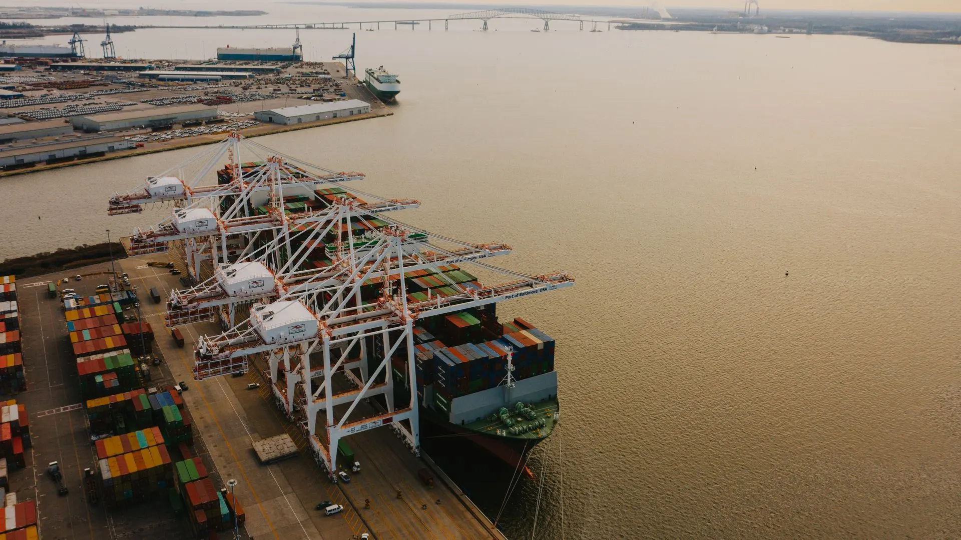 Container port