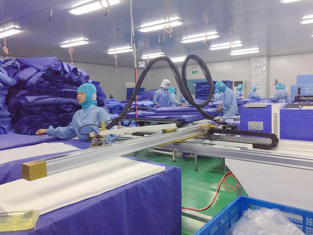 surgical gown manufacturer in China (2)