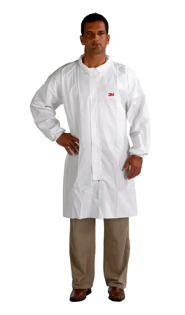 3M Disposable Lab Coats