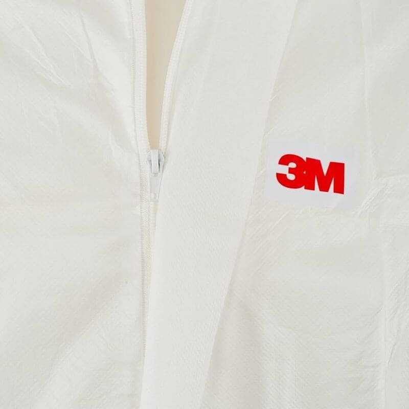 3M Disposable lab coat